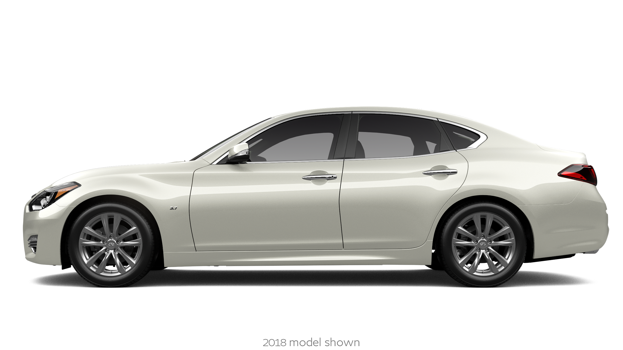 Q70 3.7 LUXE Majestic White