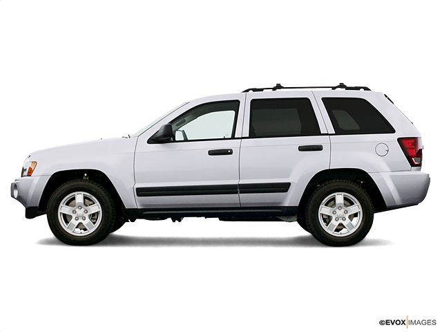2005 Jeep Grand Cherokee Vehicle Photo in Hoover, AL 35216