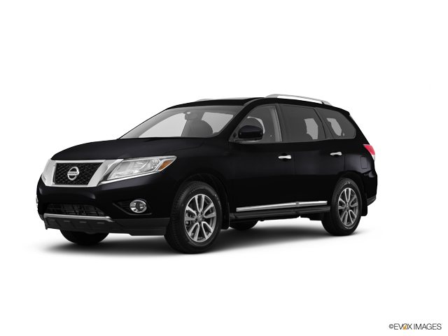 2016 Nissan Pathfinder Vehicle Photo in Hanover, MA 02339