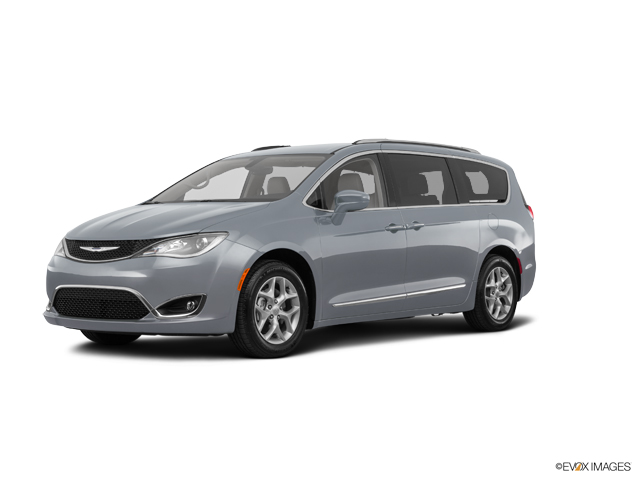 2017 Chrysler Pacifica Vehicle Photo in Colma, CA 94014