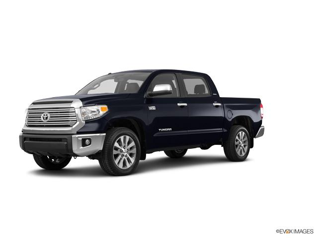 2017 Toyota Tundra 4WD Vehicle Photo in Dallas, TX 75209