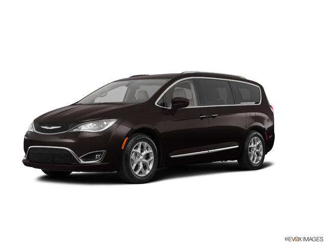 Select 2019 Chrysler Pacifica