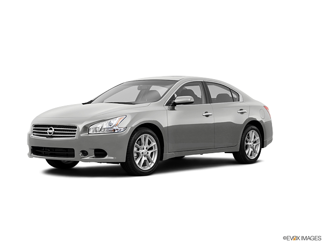Select 2011 Nissan Maxima