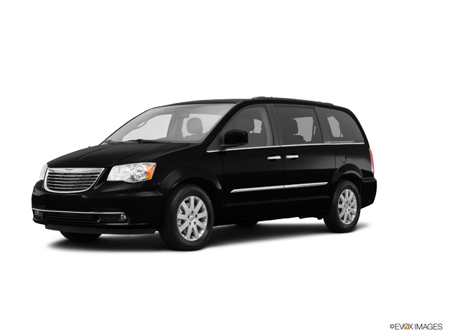 2015 Chrysler Town & Country Vehicle Photo in Hanover, MA 02339