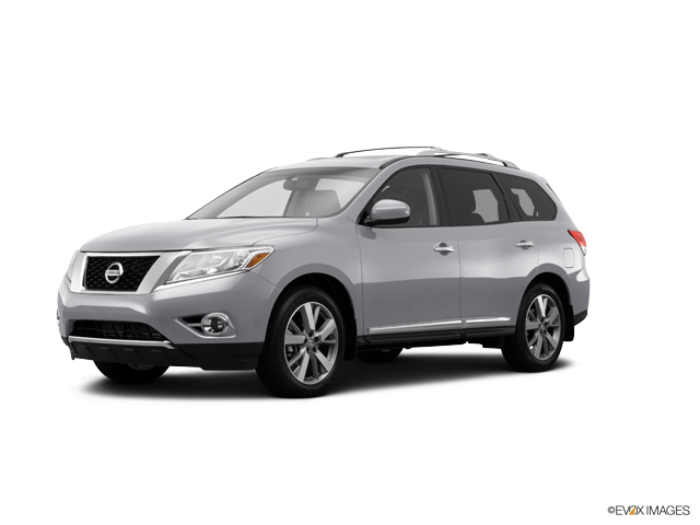 2015 Nissan Pathfinder Vehicle Photo in Queensbury, NY 12804